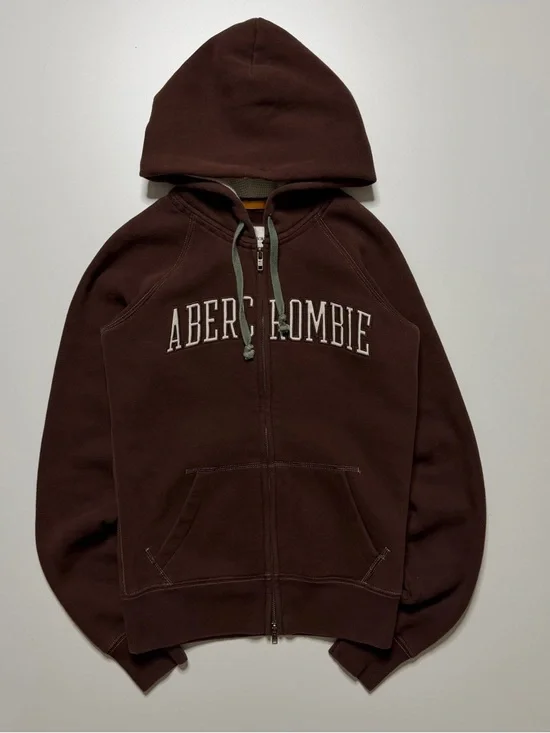 Sold - Picture 1 of 7